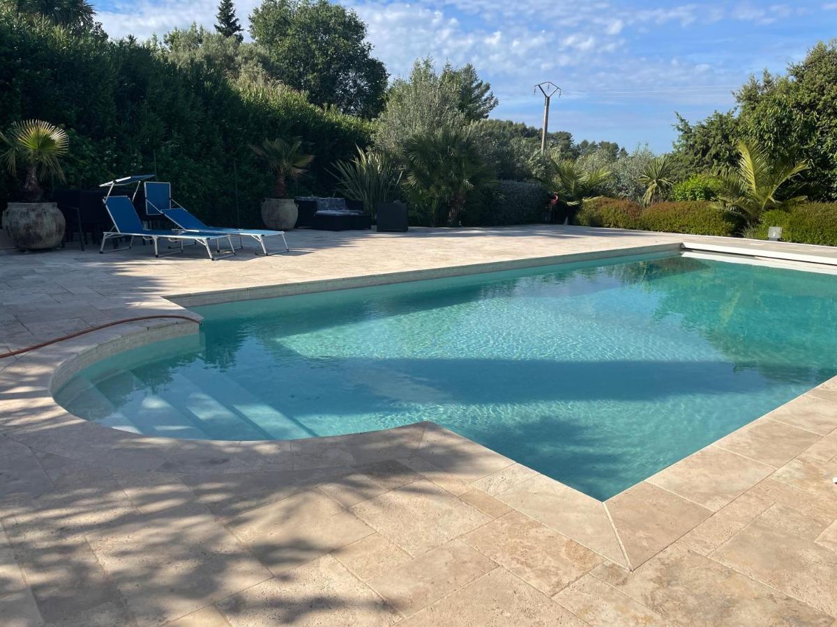 Villa 180 m2 piscine chauffée Draguignan Extérieur photo